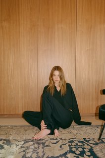 Camille Rowe feet photo thumbnail