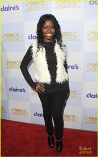 Camille Winbush feet photo 10
