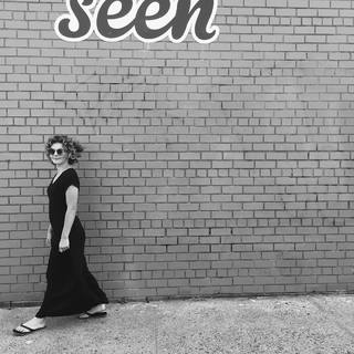 Camren Bicondova feet photo thumbnail