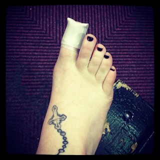 Camryn Grimes feet photo 7