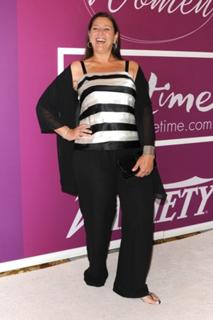 Camryn Manheim feet photo 3