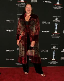 Camryn Manheim feet photo 1