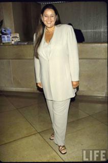 Camryn Manheim feet photo 20