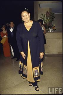 Camryn Manheim feet photo 16