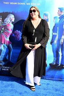 Camryn Manheim feet photo 1