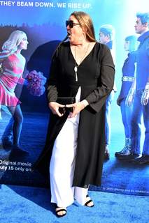 Camryn Manheim feet photo 20
