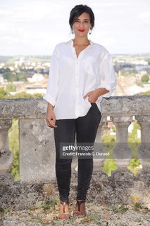 Camélia Jordana feet photo 4