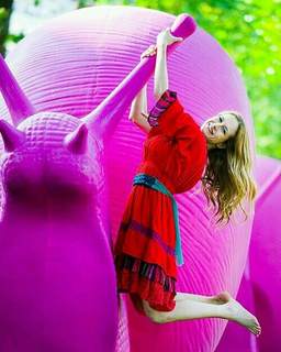 Canan Erguder feet photo 12