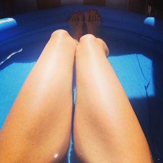 Candace Bailey feet photo thumbnail