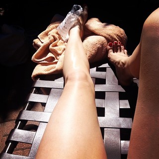 Candace Bailey feet photo thumbnail
