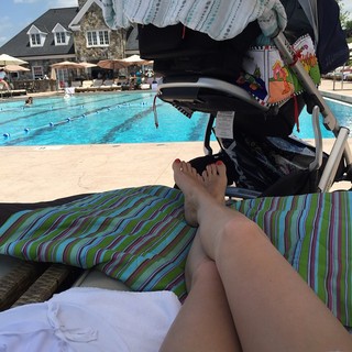 Candace Bailey feet photo thumbnail