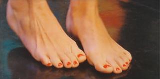 Candace Bailey feet photo thumbnail
