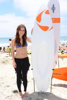 Candace Bailey feet photo thumbnail