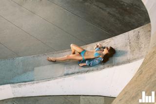 Candace Bailey feet photo thumbnail