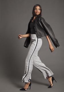 Candace Owens feet photo thumbnail