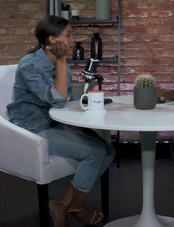 Candace Owens feet photo thumbnail