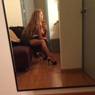 Candela Márquez feet photo 13