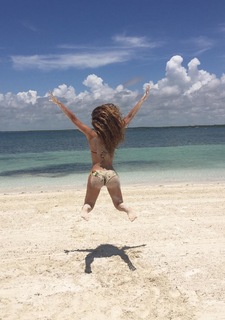 Candela Márquez feet photo 3