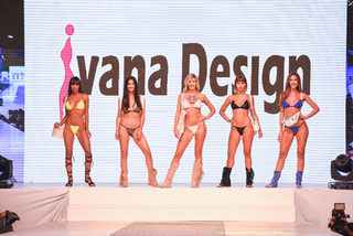 Candela Ruggeri feet photo 4