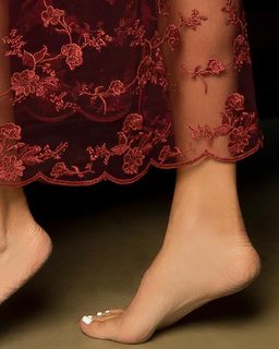 Candela Ruggeri feet photo 2