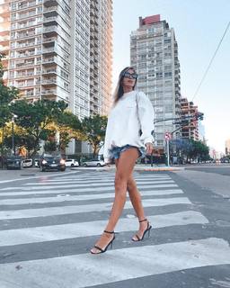 Candela Ruggeri feet photo 13