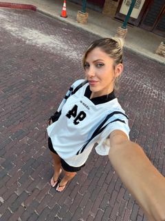 Candela Ruggeri feet photo 2