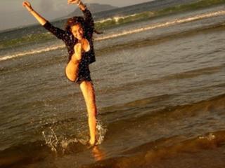 Candela Vetrano feet photo 3