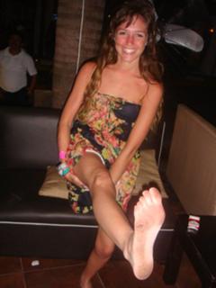 Candela Vetrano feet photo 1