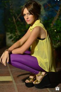 Candela Vetrano feet photo 10