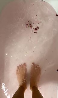Candelaria Molfese feet photo 5