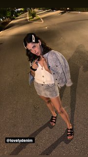 Candelaria Molfese feet photo 11