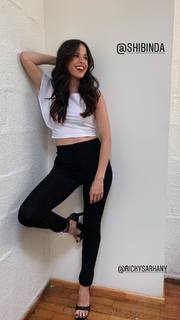 Candelaria Molfese feet photo 3