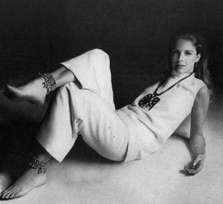 Candice Bergen feet photo 9
