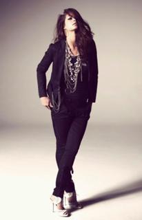 Candice Boucher feet photo 3