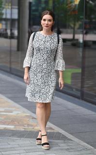 Candice Brown feet photo 4