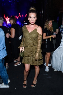 Candice Brown feet photo 16