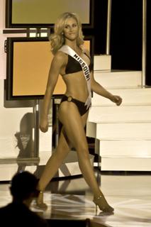 Candice Crawford Romo feet photo 1