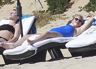Candice Crawford Romo feet photo 18