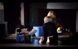 Candice King feet photo thumbnail