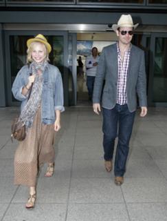 Candice King feet photo thumbnail