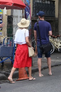 Candice King feet photo thumbnail