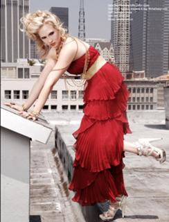 Candice King feet photo thumbnail