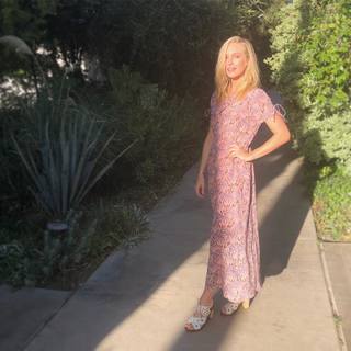 Candice King feet photo thumbnail