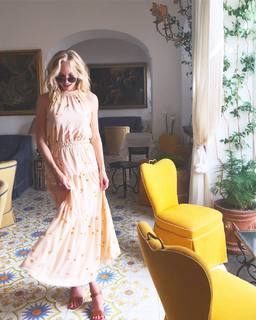 Candice King feet photo thumbnail