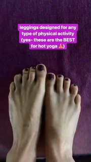 Candice King feet photo thumbnail
