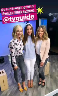 Candice King feet photo thumbnail
