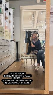 Candice King feet photo thumbnail