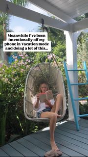 Candice King feet photo thumbnail