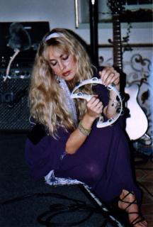 Candice Night feet photo 3