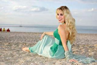 Candice Night feet photo 11